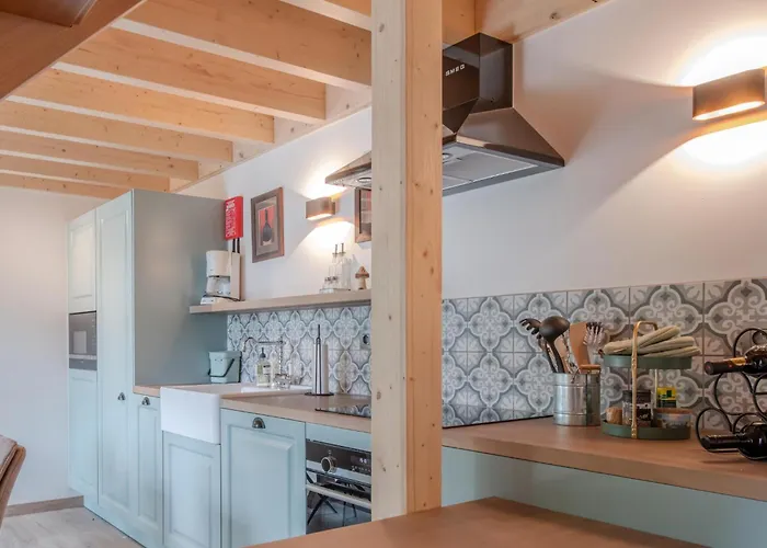 בית נופש Me Voila 8 Biron